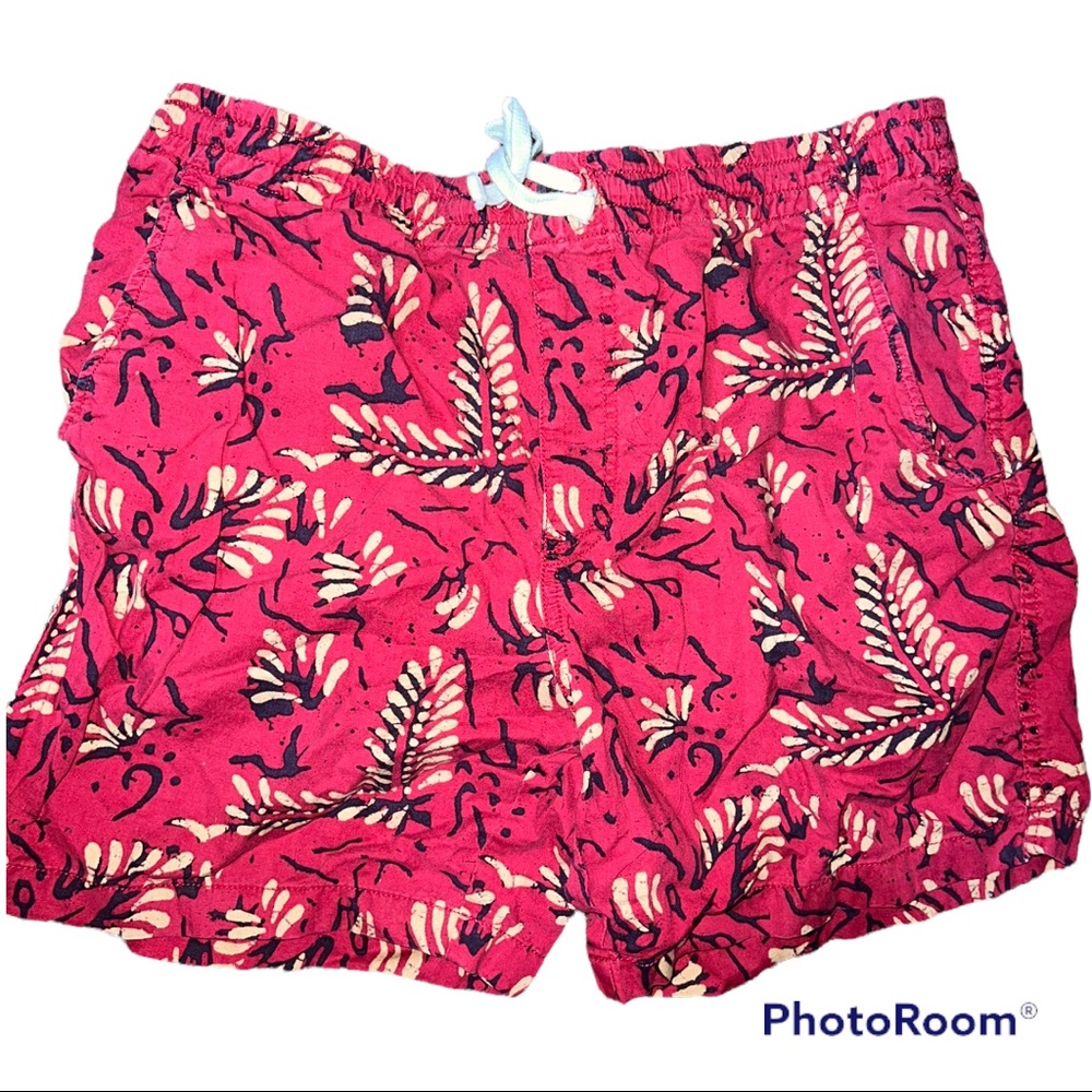 Hawaiian shorts